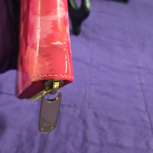 Louis Vuitton IKat Monogram Limited Edition Vernis Long Wallet - Picture 7 of 16